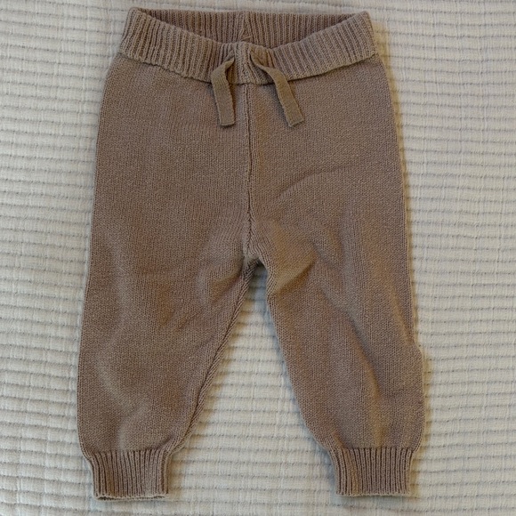 Carter’s Knitted Dress and Strawberry Print Onesie Outfit Bundle. Size 3 months - Picture 9 of 14